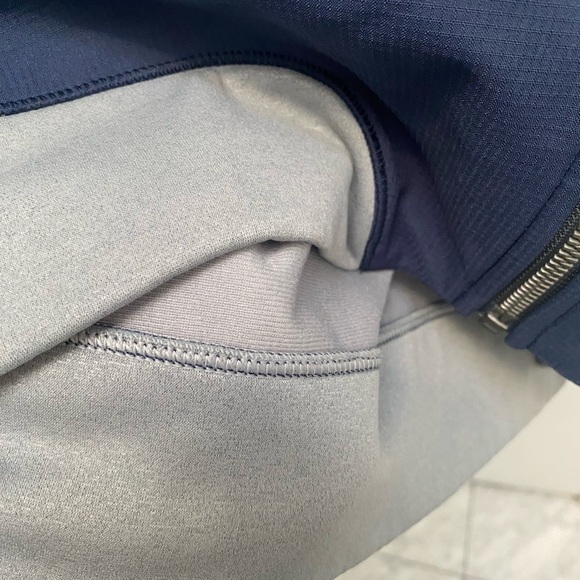 The North Face Windbreaker (Men’s Small) - Picture 4 of 4